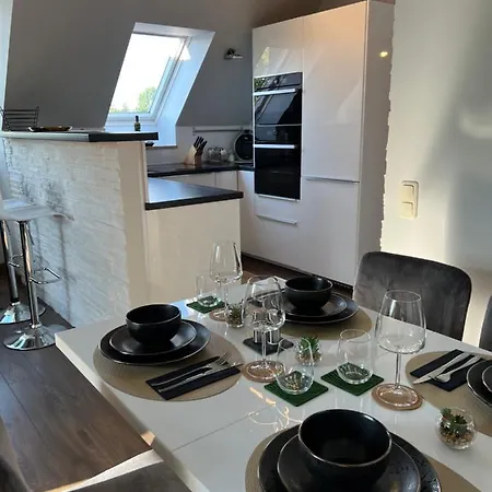 公寓 Moderne Galerie-wohnung! Zentral-a8-b17 Wifi *